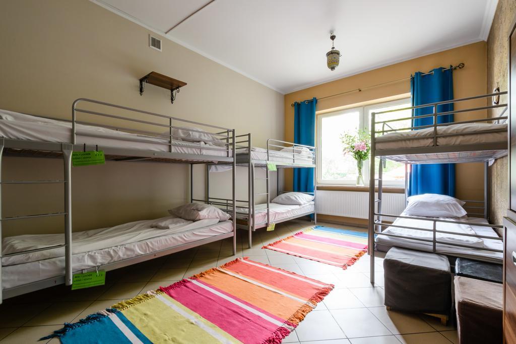 Hostel Krokodyl Varsovia Exterior foto