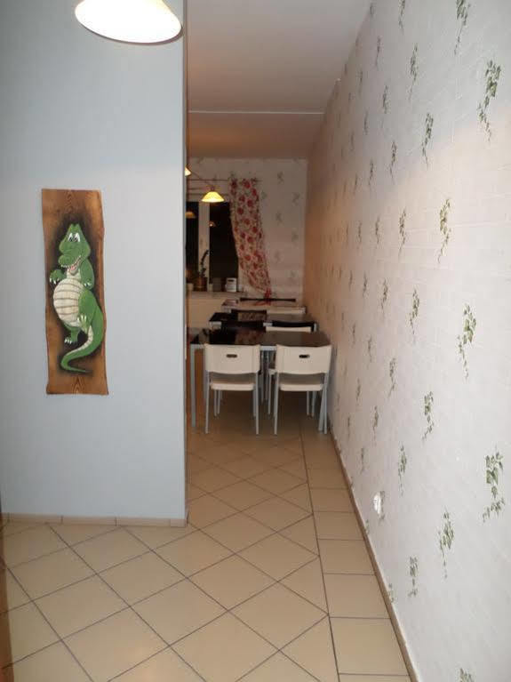 Hostel Krokodyl Varsovia Exterior foto